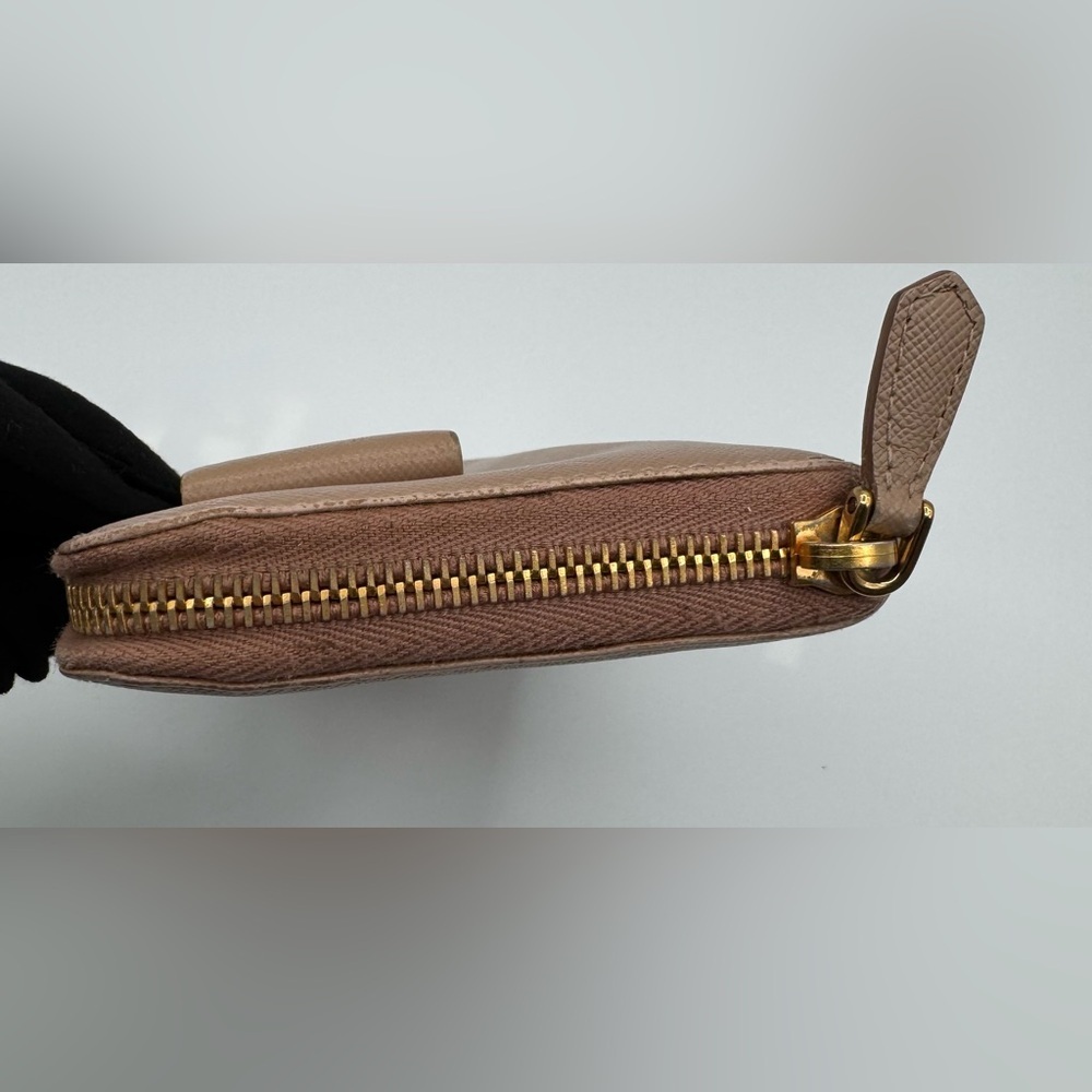 Prada Bow Zip Around Wallet in Beige - Picture 9 of 11